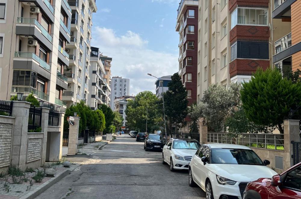 MALTEPE YALI MAH.SAHİLE 2 BİNA MESAFEDE SATILIK 2+1 DAİRE