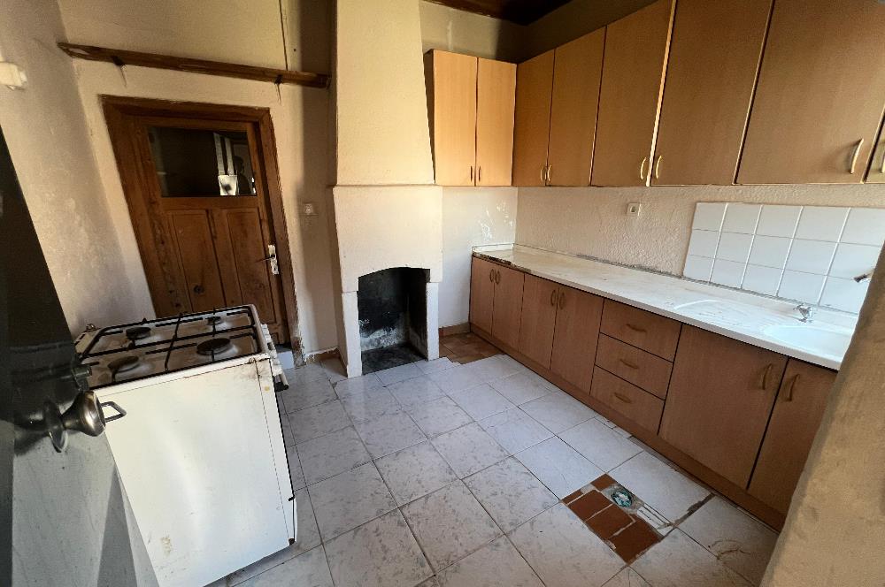 C21 BAL'DAN YENİKÖY MAH. SATILIK MÜSTAKİL EV