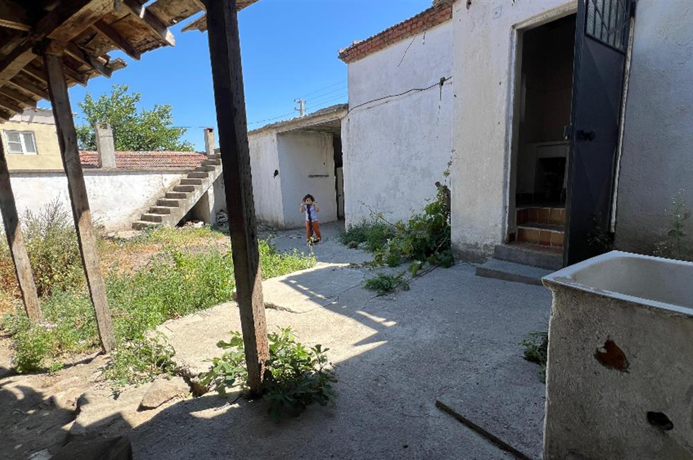C21 BAL'DAN YENİKÖY MAH. SATILIK MÜSTAKİL EV