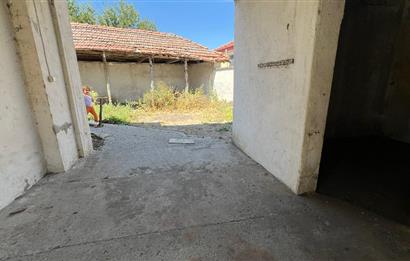 C21 BAL'DAN YENİKÖY MAH. SATILIK MÜSTAKİL EV