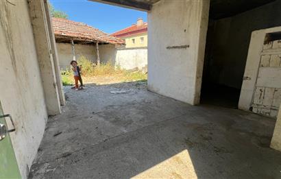 C21 BAL'DAN YENİKÖY MAH. SATILIK MÜSTAKİL EV