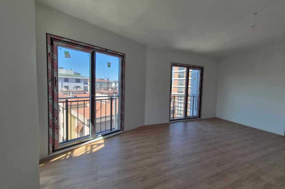 KOZYATAĞIN'DA SIFIR 84m2 net BALKONLU DAİRE
