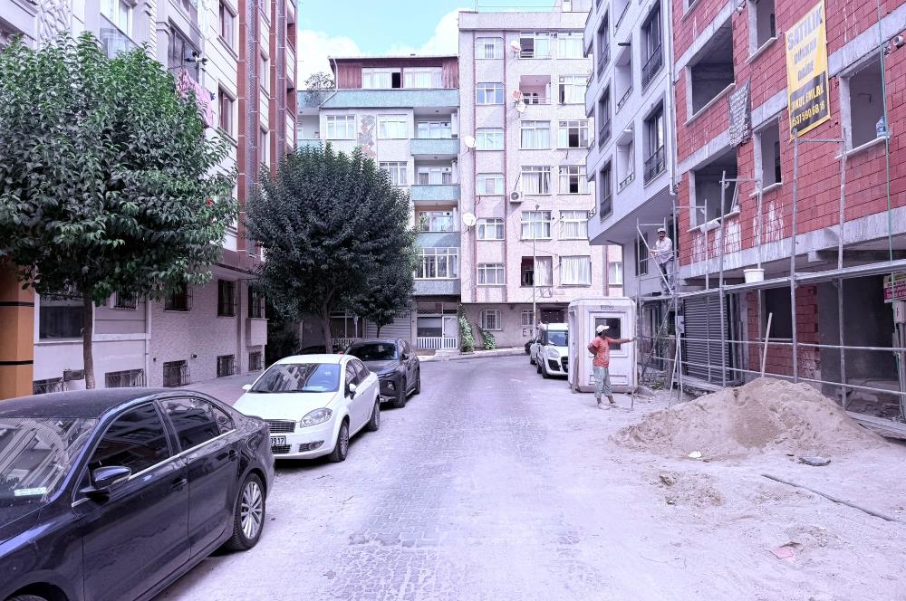 ANA CADDE YAKINI MERKEZİ LOKASYONDA ÇOK TEMİZ-YENİ-GENİŞ 2+1