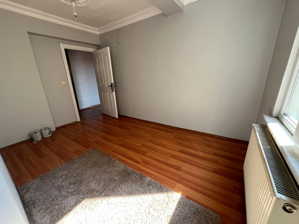 Eyüp Güzeltepe Merkez Kiralık 2+1 Daire