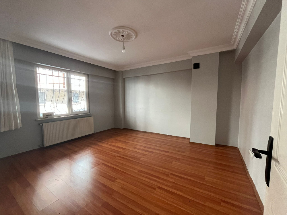 Eyüp Güzeltepe Merkez Kiralık 2+1 Daire