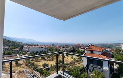 Doğa ve Şehir Manzaralı Fırsat Satılık Dubleks Daire