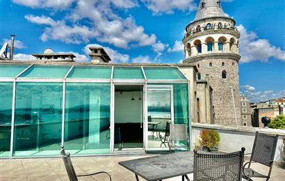 GALATA'NIN EN GÜZEL SOKAĞINDA TERASLI MANZARALI SATILIK DAİRE