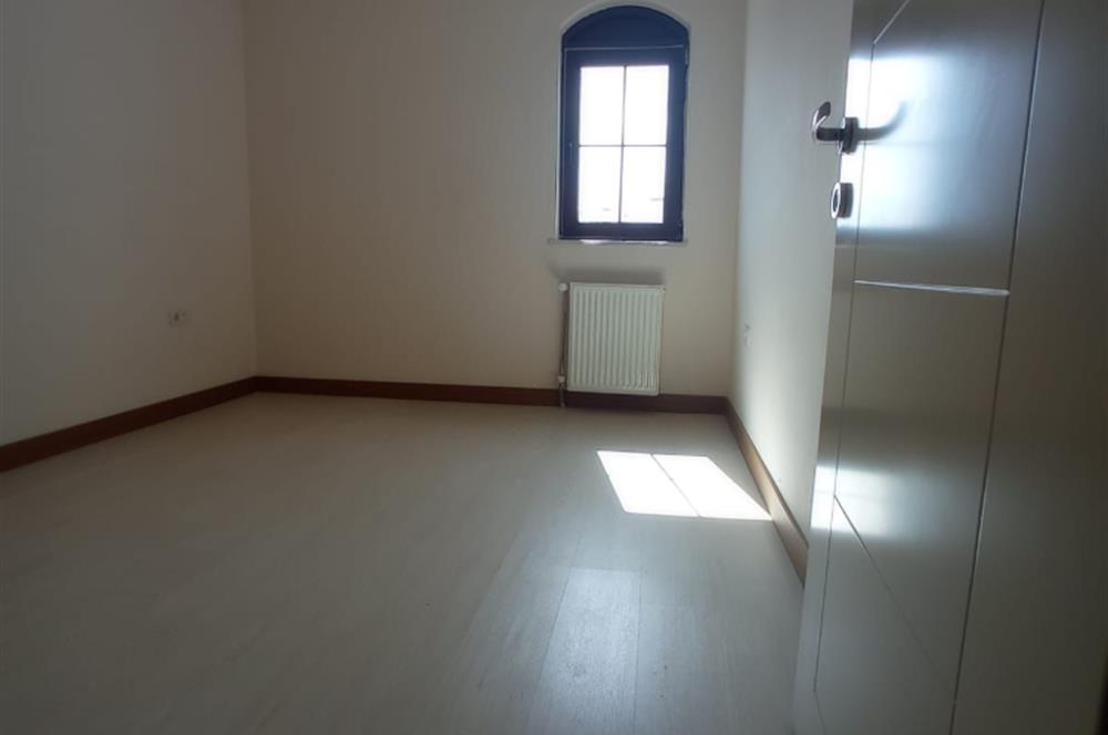 KUZEYKENT 809 ETAP ÜNLÜLER AKADEMİ YANI 4.KAT KİRALIK DAİRE 3+1