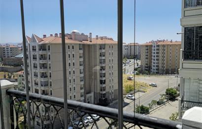 KUZEYKENT 809 ETAP ÜNLÜLER AKADEMİ YANI 4.KAT KİRALIK DAİRE 3+1