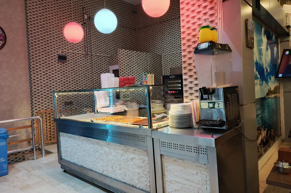 Ümraniye Şerifali'de Devren Kiralık Kafe Börek & Pide Salonu