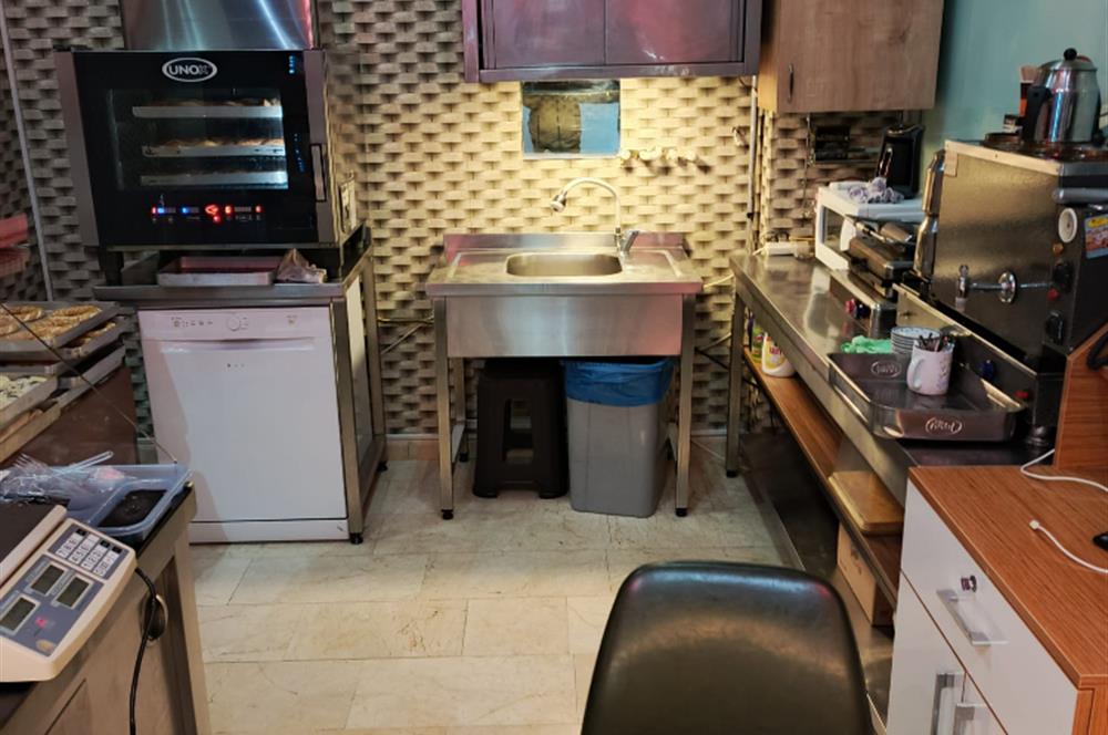 Ümraniye Şerifali'de Devren Kiralık Kafe Börek & Pide Salonu