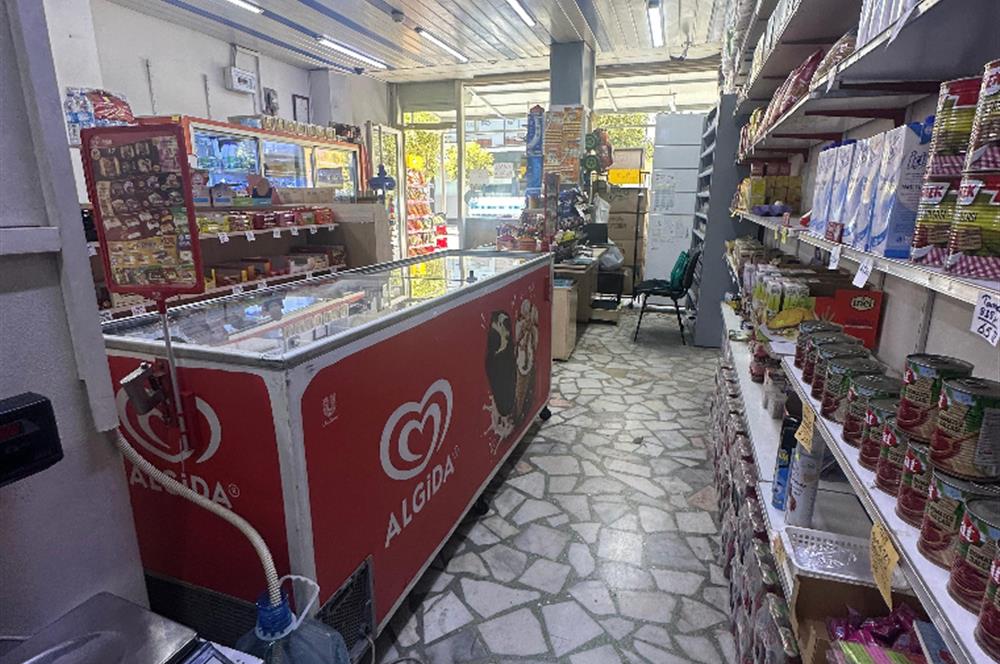 Ümraniye Acısu Caddesinde Devren Kiralık Market