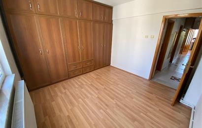 CENTURY21 BAL'DAN P.ALANI MUHTARLIK-EMNİYET LOKASYONLU 2+1 DAİRE