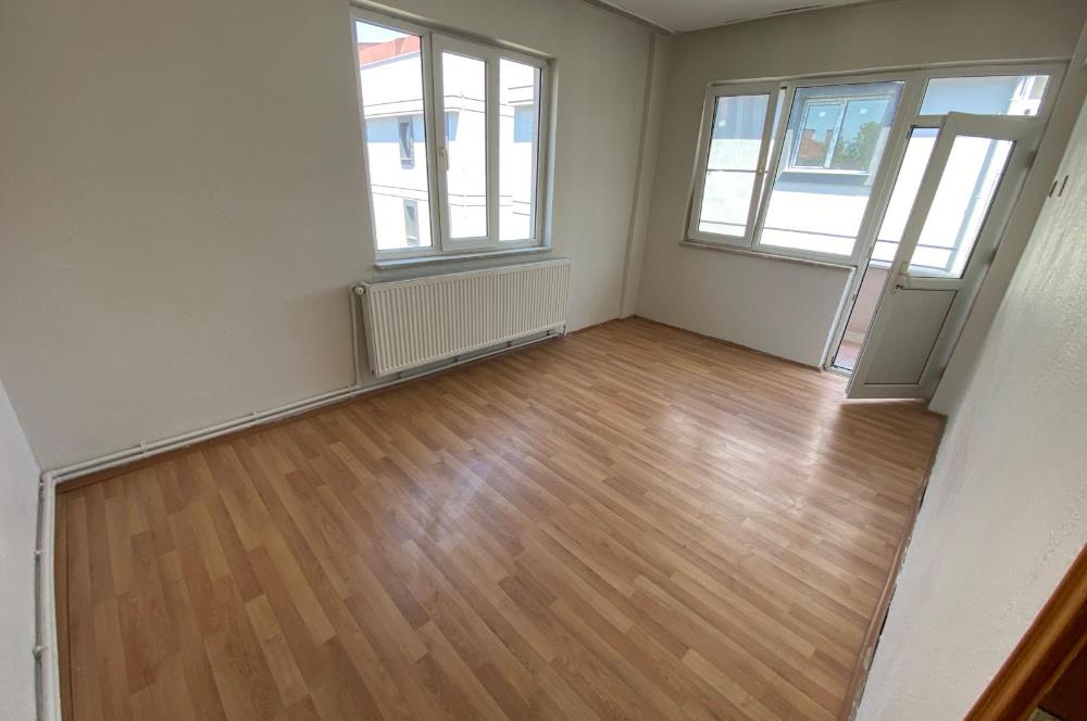 CENTURY21 BAL'DAN P.ALANI MUHTARLIK-EMNİYET LOKASYONLU 2+1 DAİRE