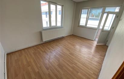 CENTURY21 BAL'DAN P.ALANI MUHTARLIK-EMNİYET LOKASYONLU 2+1 DAİRE