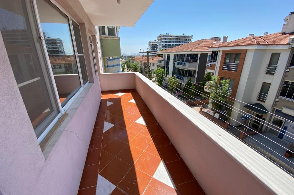 CENTURY21 BAL'DAN P.ALANI MUHTARLIK-EMNİYET LOKASYONLU 2+1 DAİRE