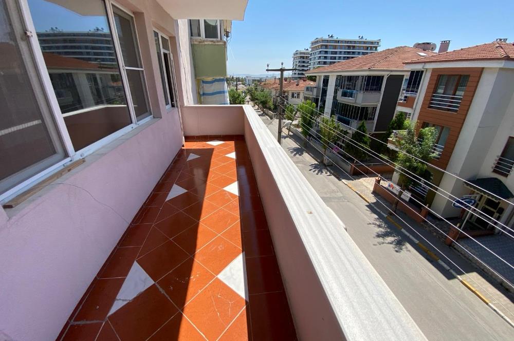 CENTURY21 BAL'DAN P.ALANI MUHTARLIK-EMNİYET LOKASYONLU 2+1 DAİRE