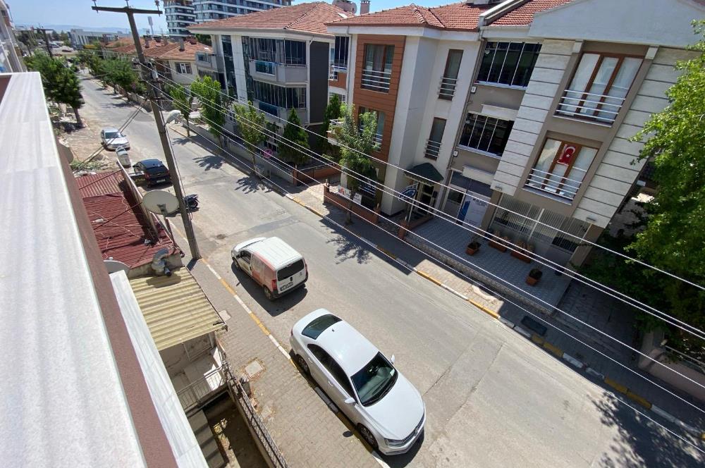CENTURY21 BAL'DAN P.ALANI MUHTARLIK-EMNİYET LOKASYONLU 2+1 DAİRE