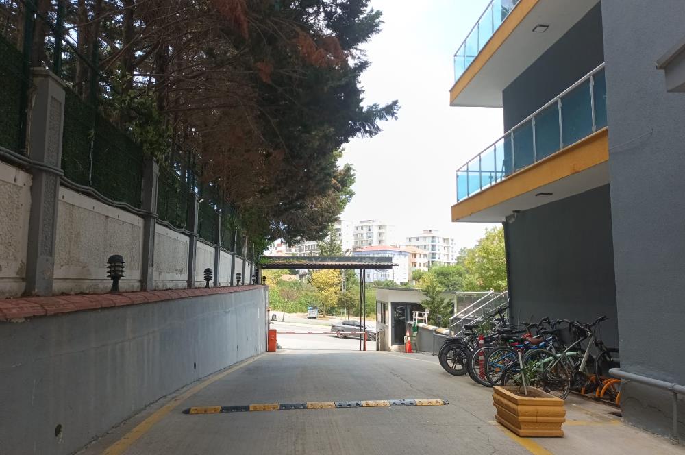KURTKÖY ÇAMLIK'TA SATILIK 1+0 DAİRE