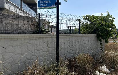 MERKEZDE 1.005m2 KÖŞE BAŞI TEK TAPU MÜSTAKİL PARSEL-2 VİLLALIK