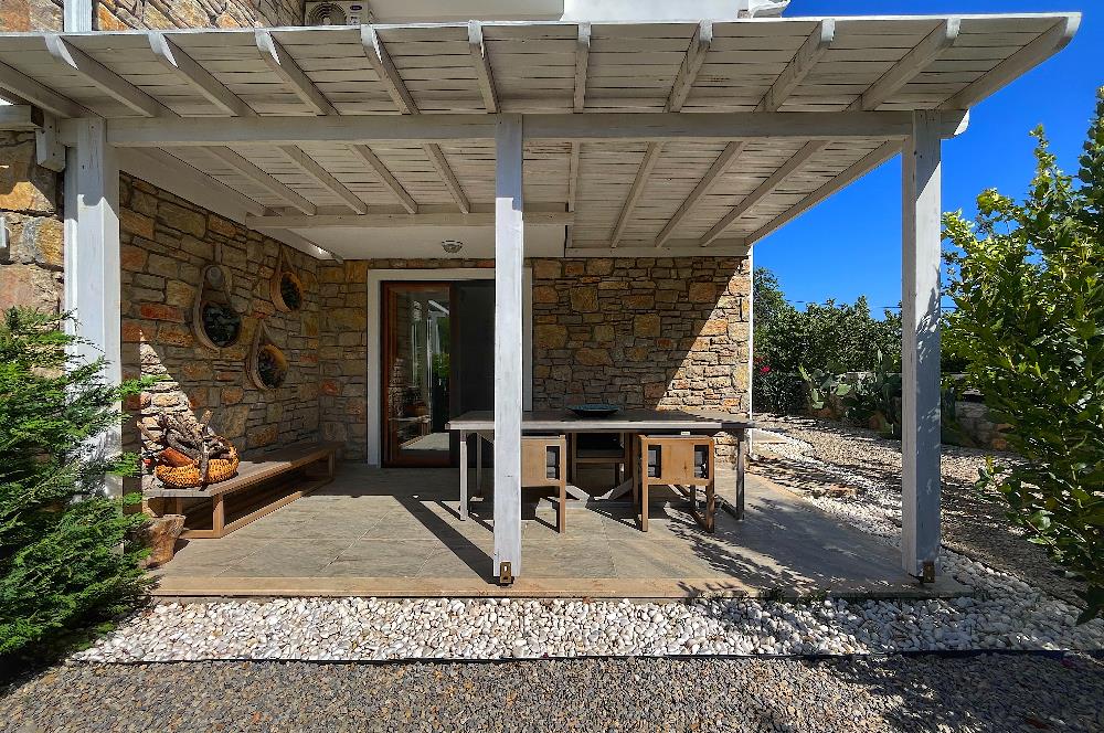 Datça Palamutbükü'nde Özel Peyzajlı Full Eşyalı Tasarım Villa