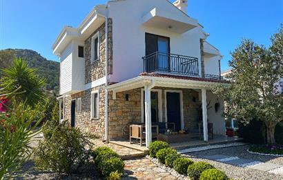 Datça Palamutbükü'nde Özel Peyzajlı Full Eşyalı Tasarım Villa