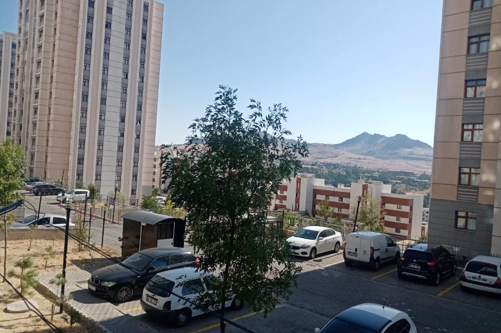 MAMAK ALTIAĞAÇ TOKİ'DE 1 .KATTA YAPILI KİRALIK 3+1 DAİRE