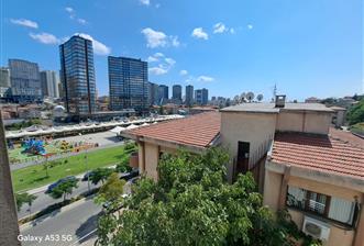Kadıköy Hasanpaşa Teraslı Balkonlu 2 Banyo Asansörlü 3+1 Dubleks