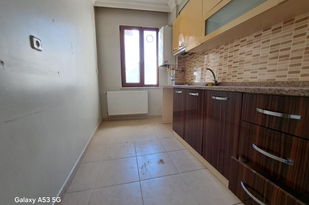 Kadıköy Hasanpaşa Teraslı Balkonlu 2 Banyo Asansörlü 3+1 Dubleks