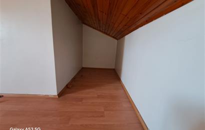 Kadıköy Hasanpaşa Teraslı Balkonlu 2 Banyo Asansörlü 3+1 Dubleks