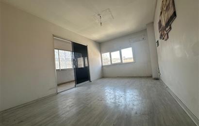 EMİNÖNÜ KÜÇÜKPAZAR'DA KOMPLE BİNA(275 M2) İBN HALDUN ÜNV.KARŞISI