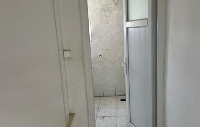 EMİNÖNÜ KÜÇÜKPAZAR'DA KOMPLE BİNA(275 M2) İBN HALDUN ÜNV.KARŞISI