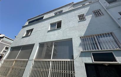 EMİNÖNÜ KÜÇÜKPAZAR'DA KOMPLE BİNA(275 M2) İBN HALDUN ÜNV.KARŞISI