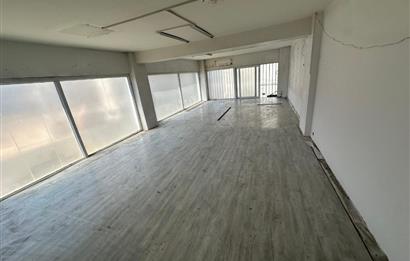 EMİNÖNÜ KÜÇÜKPAZAR'DA KOMPLE BİNA(275 M2) İBN HALDUN ÜNV.KARŞISI