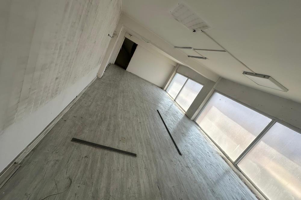 EMİNÖNÜ KÜÇÜKPAZAR'DA KOMPLE BİNA(275 M2) İBN HALDUN ÜNV.KARŞISI