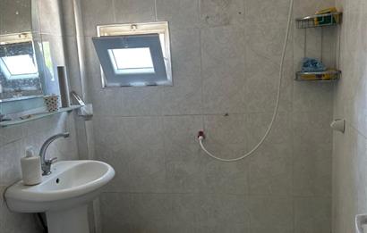 EMİNÖNÜ KÜÇÜKPAZAR'DA KOMPLE BİNA(275 M2) İBN HALDUN ÜNV.KARŞISI