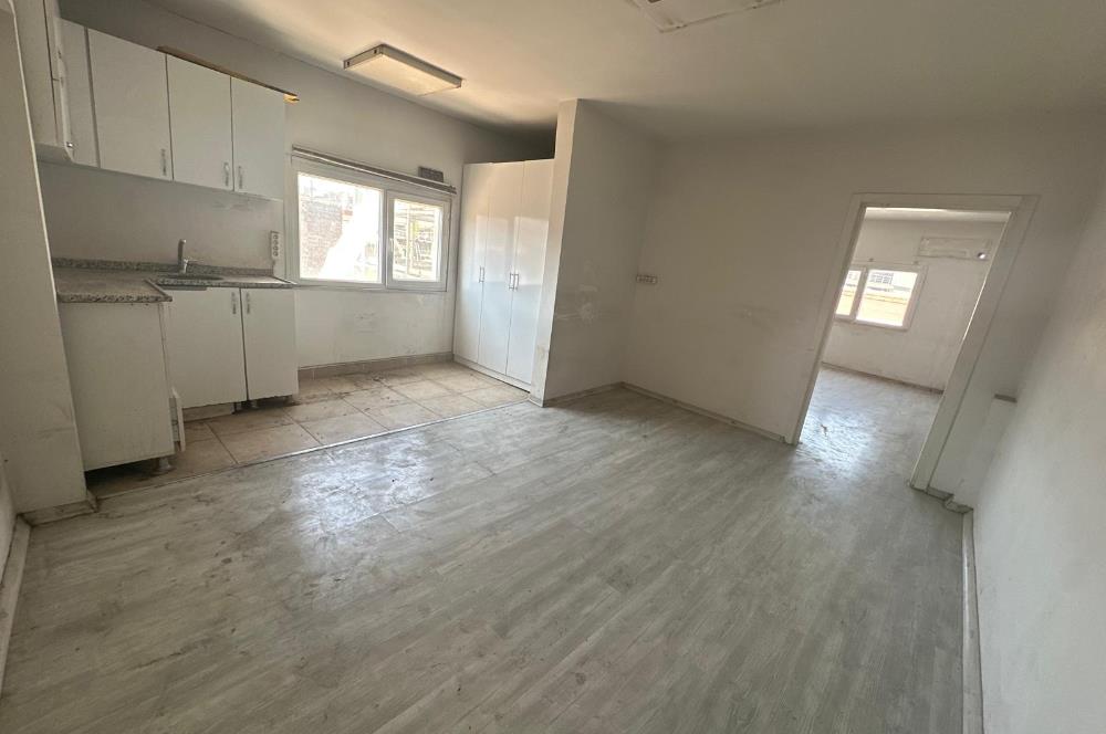 EMİNÖNÜ KÜÇÜKPAZAR'DA KOMPLE BİNA(275 M2) İBN HALDUN ÜNV.KARŞISI