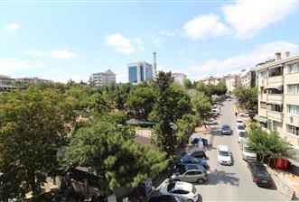 ACIBADEM’DE ÖZEL YAPIM SIFIR YEŞİLE BAKAN OTOPARKLI SATILIK DUBLEKS DAİRE