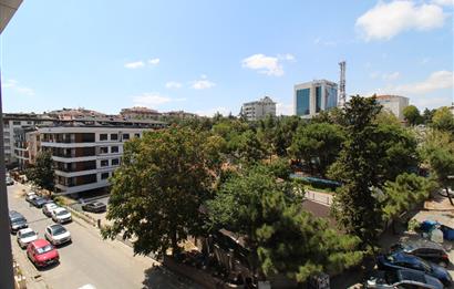 ACIBADEM’DE ÖZEL YAPIM SIFIR YEŞİLE BAKAN OTOPARKLI SATILIK DUBLEKS DAİRE