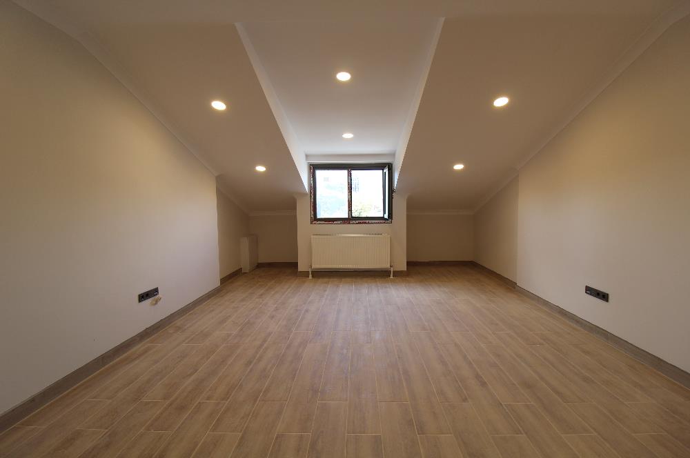 ACIBADEM’DE ÖZEL YAPIM SIFIR YEŞİLE BAKAN OTOPARKLI SATILIK DUBLEKS DAİRE