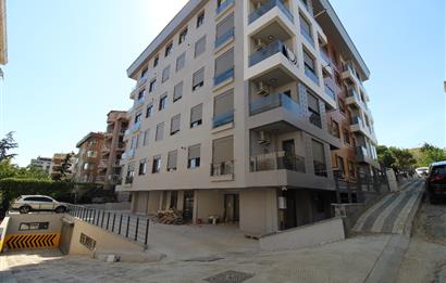 ACIBADEM’DE ÖZEL YAPIM SIFIR YEŞİLE BAKAN OTOPARKLI SATILIK DUBLEKS DAİRE