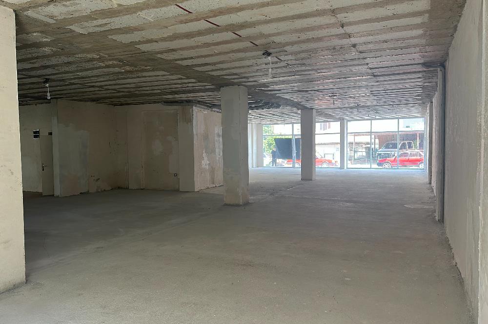 Century 21'den Kumbaşında Kiralık 450 m² Ticari Alan.