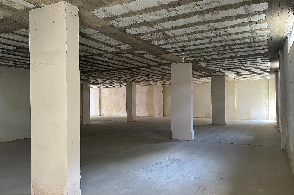 Century 21'den Kumbaşında Kiralık 450 m² Ticari Alan.