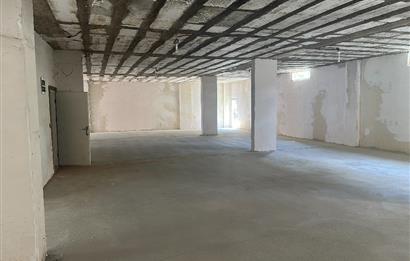 Century 21'den Kumbaşında Kiralık 450 m² Ticari Alan.