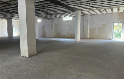 Century 21'den Kumbaşında Kiralık 450 m² Ticari Alan.