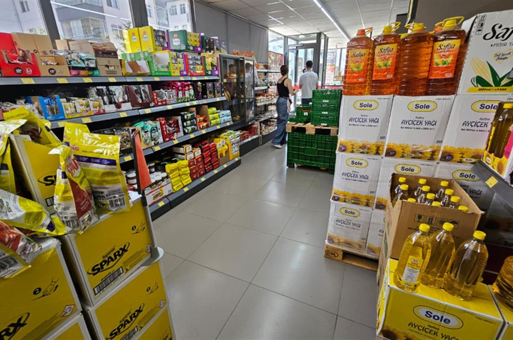 Century 21'den Kurumsal Kiracılı Satılık 500m² İş Yeri..