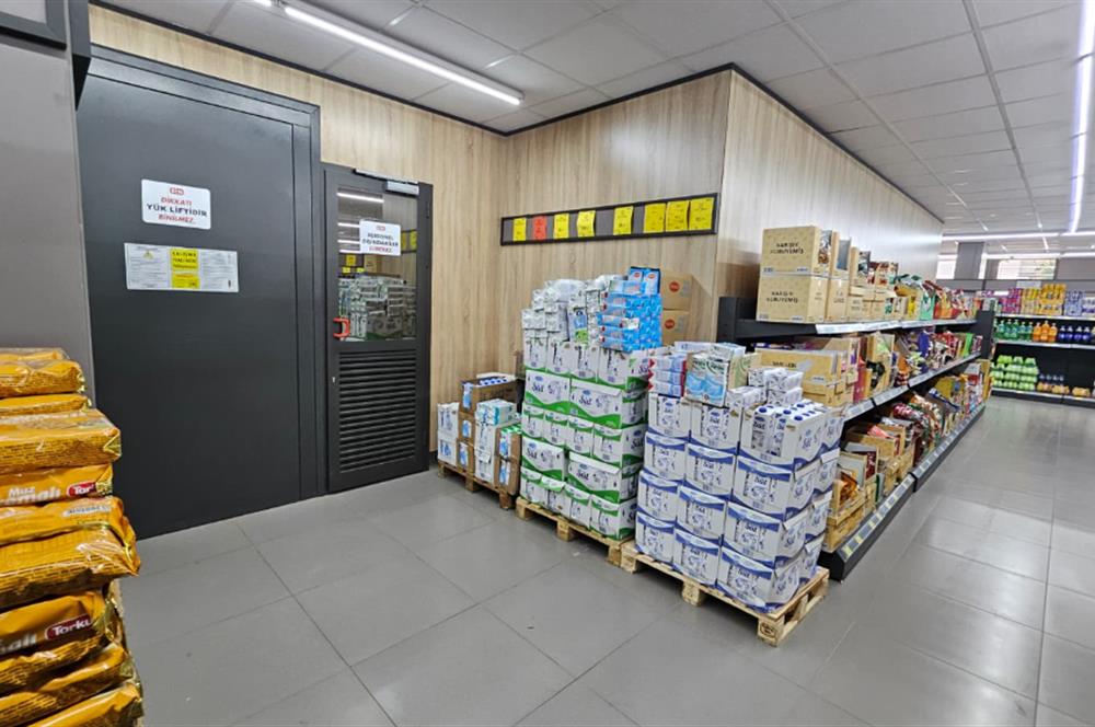 Century 21'den Kurumsal Kiracılı Satılık 500m² İş Yeri..