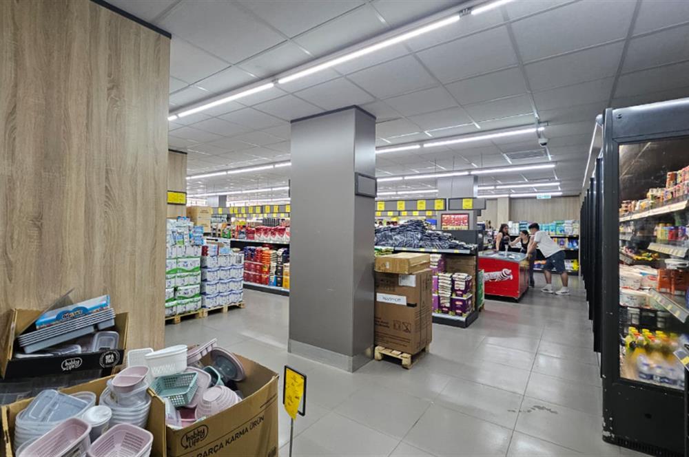Century 21'den Kurumsal Kiracılı Satılık 500m² İş Yeri..