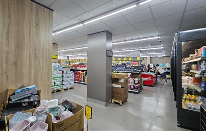 Century 21'den Kurumsal Kiracılı Satılık 500m² İş Yeri..