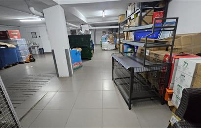 Century 21'den Kurumsal Kiracılı Satılık 500m² İş Yeri..